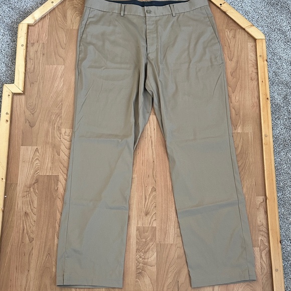Nike Men's  Dri-Fit Pants - Picture 4 of 6